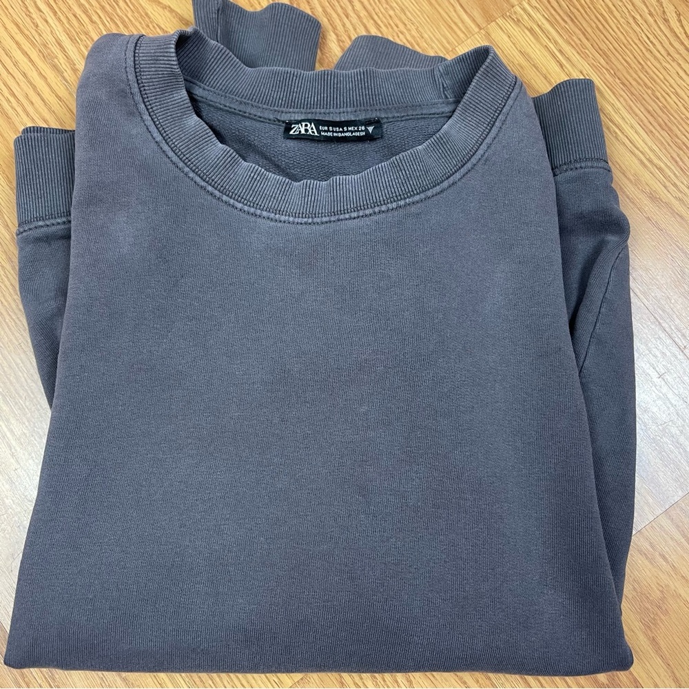 Zara Men's Charcoal Crewneck Sweater